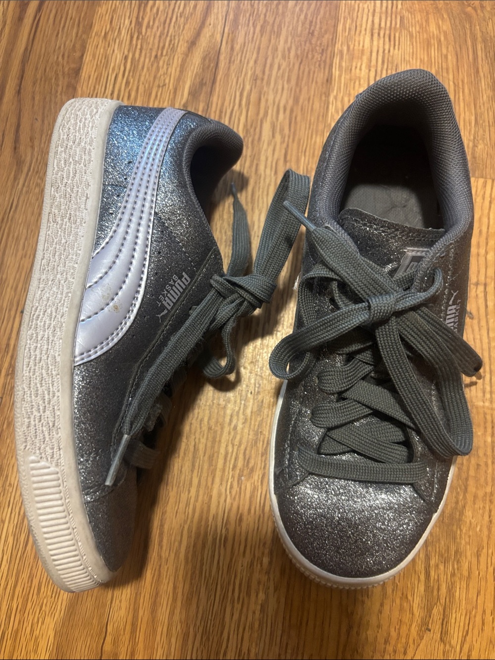 Puma Kids Glitter Sneakers in Charcoal Silver